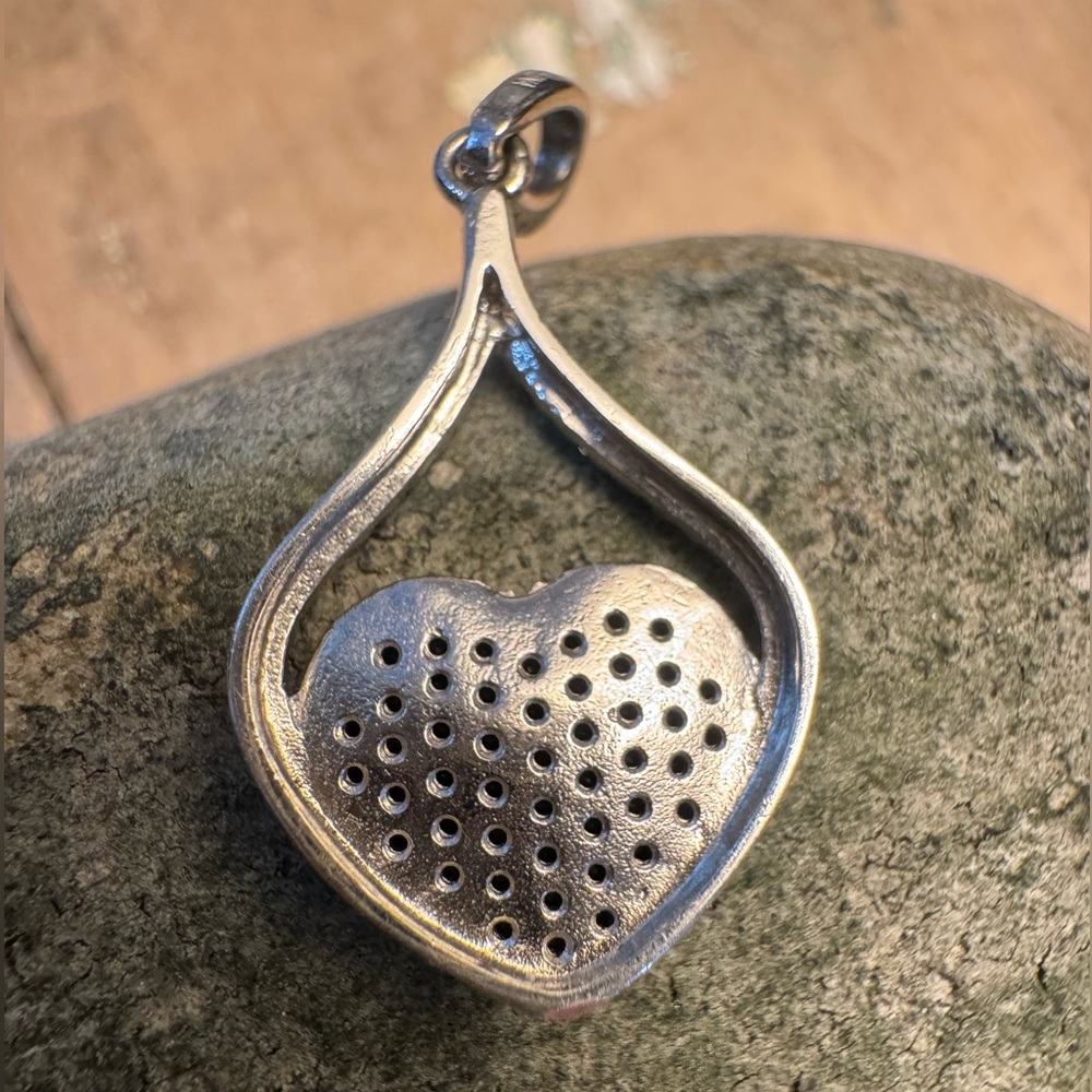 HEART PENDANT - Picture 3 of 7